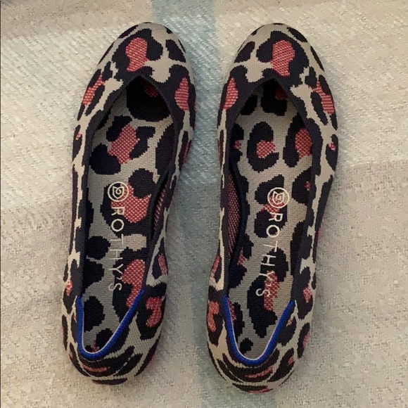 Rothy's Shoes - BNIB *Retired* Red Cat Rothy Flats